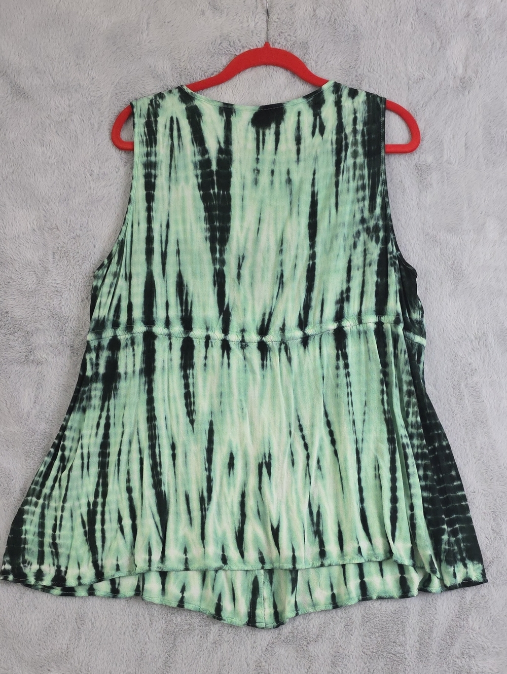 Torrid Size 2 Mint Green Tie Dye Button Front Babydoll Tank Top - Picture 6 of 6